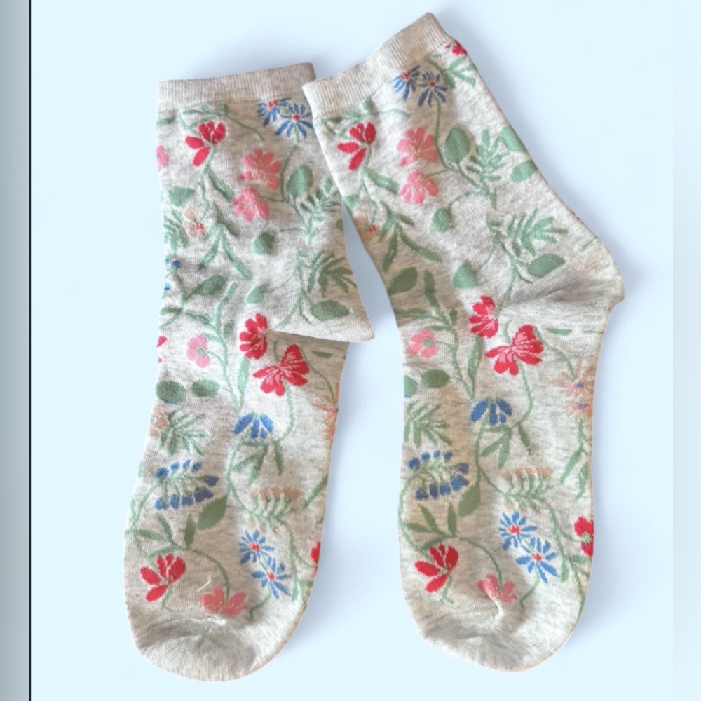 Loft gray Floral Crew Socks - Picture 2 of 2